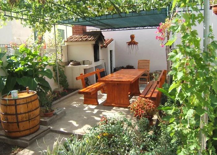 Kleines Emil Vanily By Interhome * ムルテル