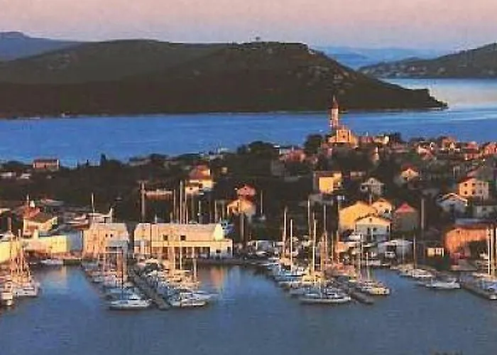 Kleines Emil Vanily By Interhome アパート *